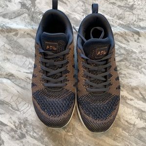 APL Techloom Pro W Size 9